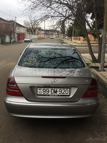 Mercedes E 220 2002, 258,000 km - 2.2 l - Xaçmaz