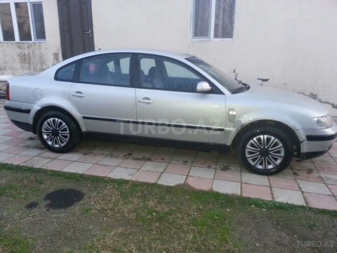 Volkswagen Passat 1998, 285,321 km - 1.9 л - Bakı