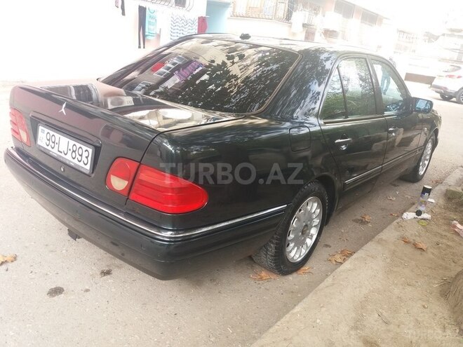 Mercedes E 230 1997, 275,000 km - 2.3 l - Bakı