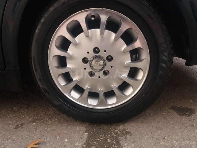 Mercedes E 230 1997, 275,000 km - 2.3 l - Bakı