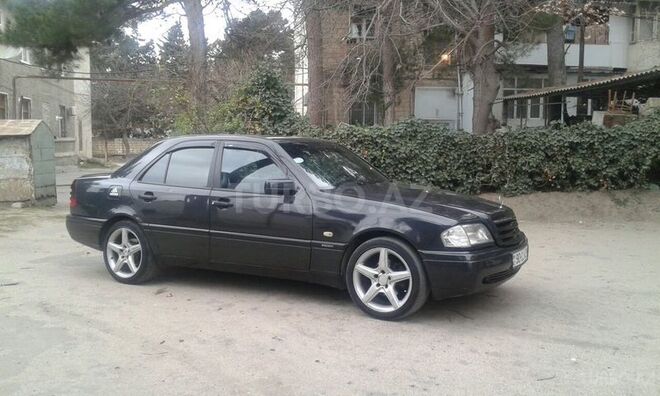 Mercedes C 180 1994, 289,000 km - 1.8 l - Sumqayıt