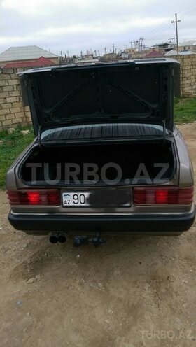 Mercedes 190 1989, 287,000 km - 2.0 l - Bakı