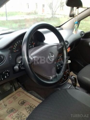 Mercedes A 160 2001, 137,869 km - 1.6 l - Bakı