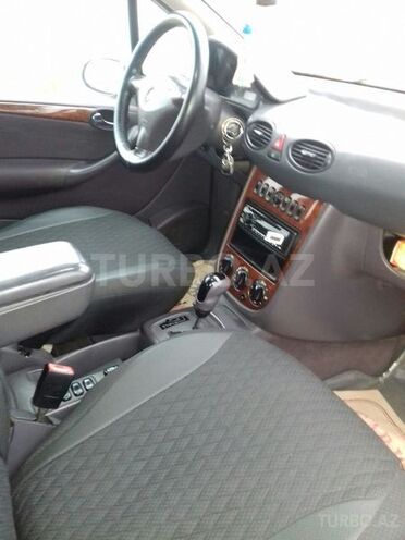Mercedes A 160 2001, 137,869 km - 1.6 l - Bakı