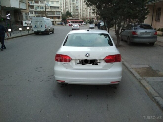 Volkswagen Jetta 2013, 92,000 km - 1.8 л - Bakı
