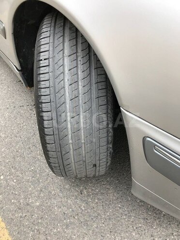 Mercedes E 240 2000, 243,000 km - 2.6 l - Bakı