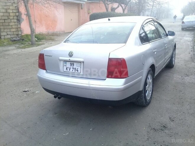 Volkswagen Passat 2000, 250,000 km - 1.8 l - Gəncə