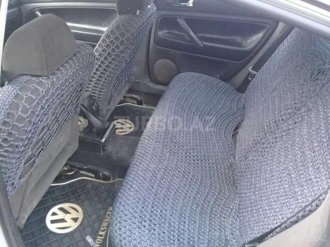 Volkswagen Passat 2000, 250,000 km - 1.8 l - Gəncə