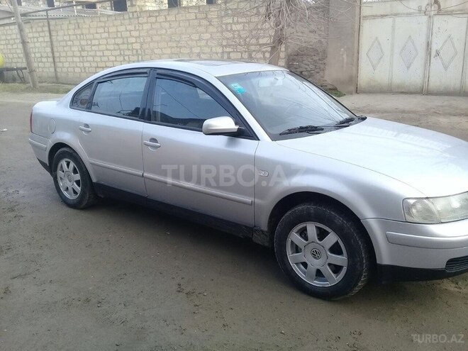 Volkswagen Passat 2000, 250,000 km - 1.8 l - Gəncə