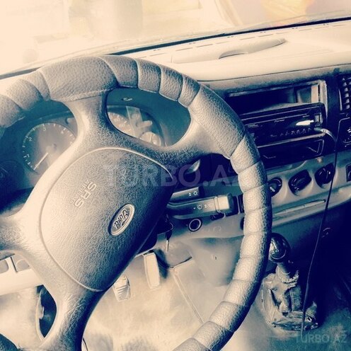 Ford Transit 1999, 251,000 km - 0.1 l - Biləsuvar