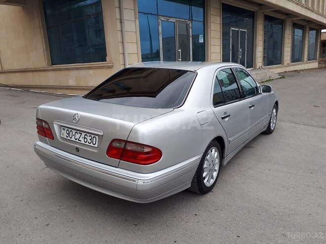Mercedes E 230 1997, 396,000 km - 2.3 l - Bakı