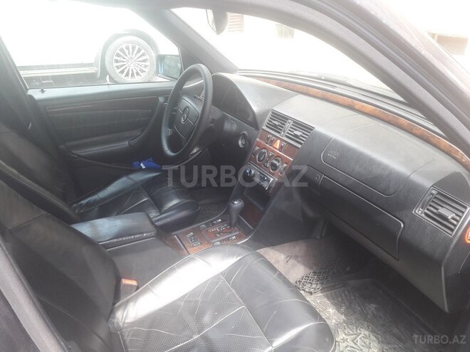 Mercedes C 200 1999, 256,000 km - 2.0 л - Bakı