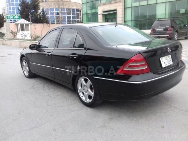 Mercedes C 320 2001, 356,278 km - 3.2 l - Sumqayıt