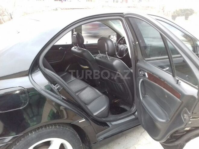 Mercedes C 320 2001, 356,278 km - 3.2 l - Sumqayıt