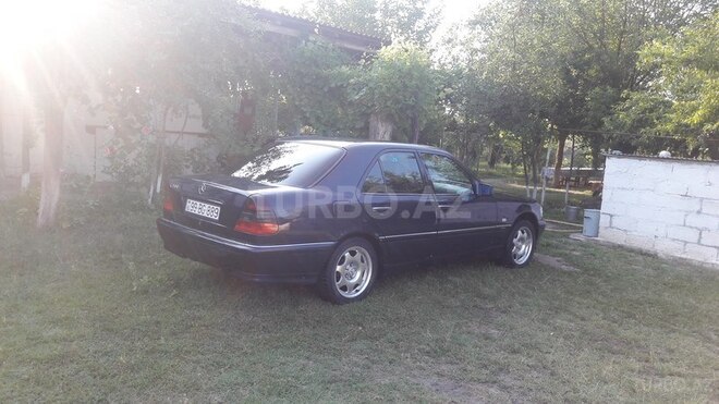 Mercedes C 200 1999, 256,000 km - 2.0 л - Bakı