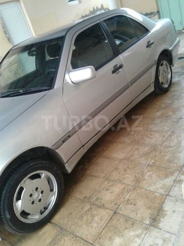 Mercedes C 220 1998, 2,980,130 km - 0.2 л - Gəncə