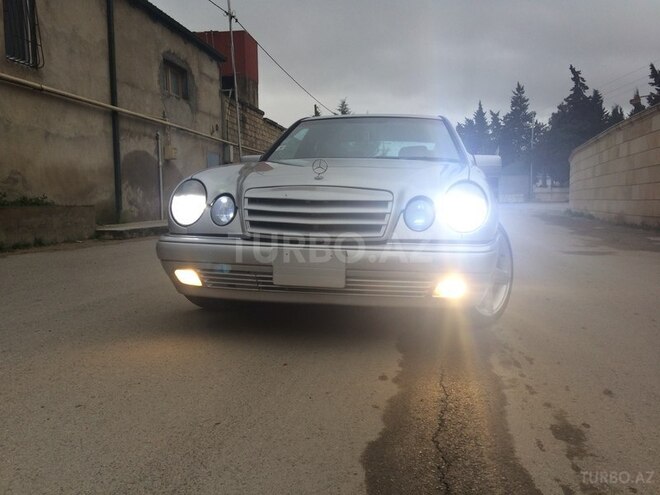 Mercedes E 230 1996, 342,455 km - 2.3 l - Bakı