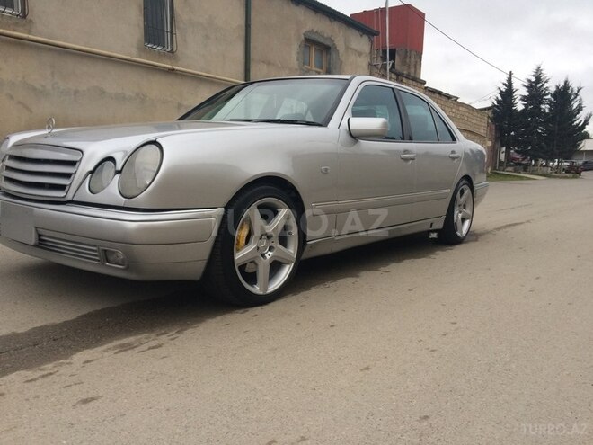 Mercedes E 230 1996, 342,455 km - 2.3 l - Bakı