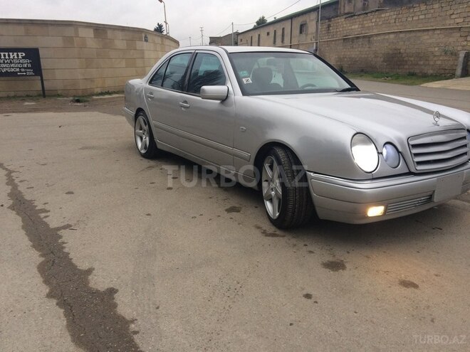 Mercedes E 230 1996, 342,455 km - 2.3 l - Bakı