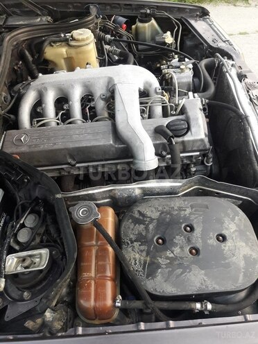 Mercedes E 300 1993, 355,000 km - 0.3 l - Bakı