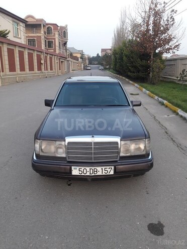 Mercedes E 300 1993, 355,000 km - 0.3 l - Bakı