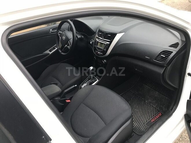 Hyundai Accent 2011, 178,000 km - 1.6 l - Bakı