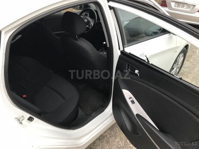 Hyundai Accent 2011, 178,000 km - 1.6 l - Bakı