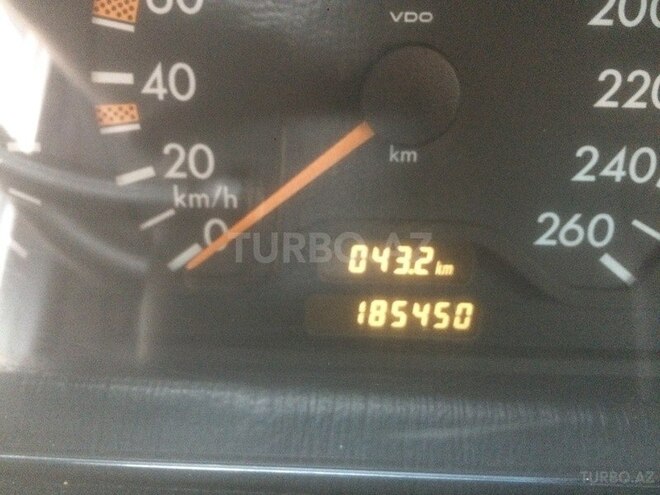 Mercedes C 200 1999, 185,000 km - 2.0 л - Bakı