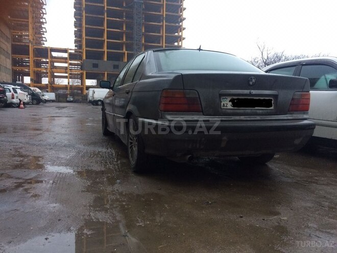 BMW 318 1992, 369,335 km - 1.8 l - Bakı
