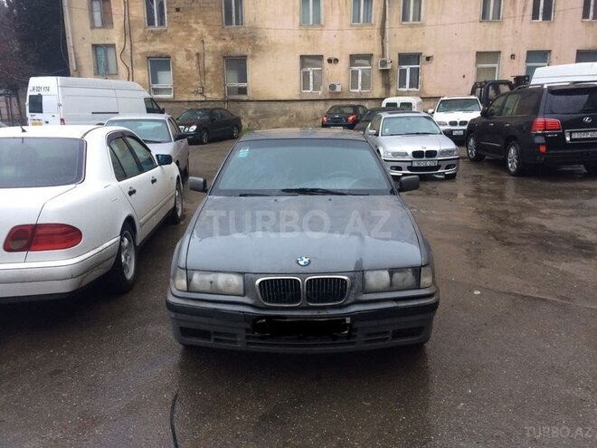 BMW 318 1992, 369,335 km - 1.8 l - Bakı