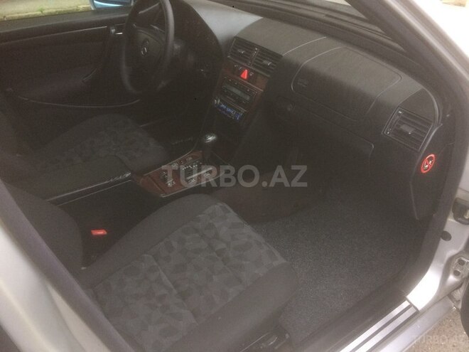 Mercedes C 200 1999, 185,000 km - 2.0 л - Bakı