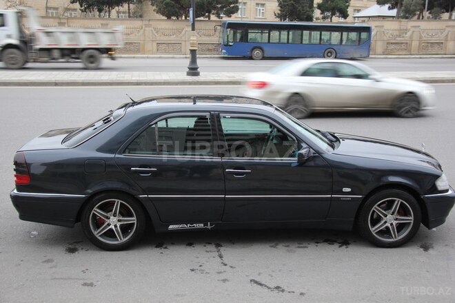 Mercedes C 200 1998, 300,000 km - 2.0 l - Bakı