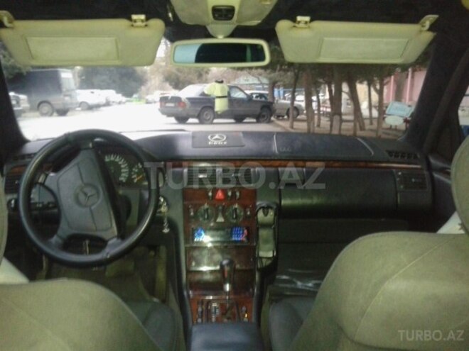 Mercedes E 240 1998, 244,000 km - 1.7 l - Bakı