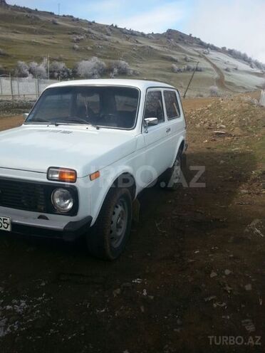 LADA (VAZ) Niva 2000, 21,000 km - 1.7 l - Lerik