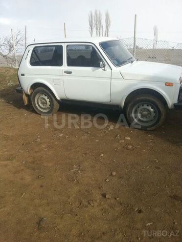 LADA (VAZ) Niva 2000, 21,000 km - 1.7 l - Lerik