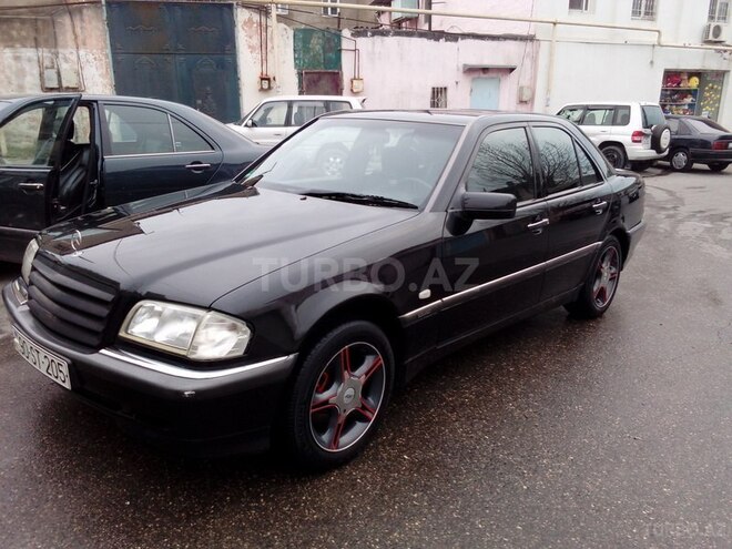 Mercedes C 180 1999, 215,000 km - 1.8 l - Bakı