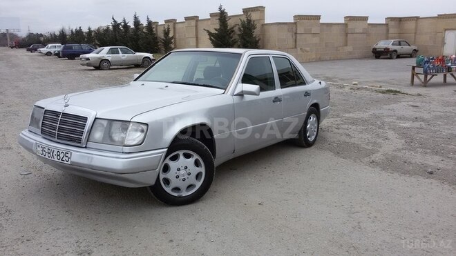 Mercedes E 200 1991, 321,421 km - 2.0 l - Bakı