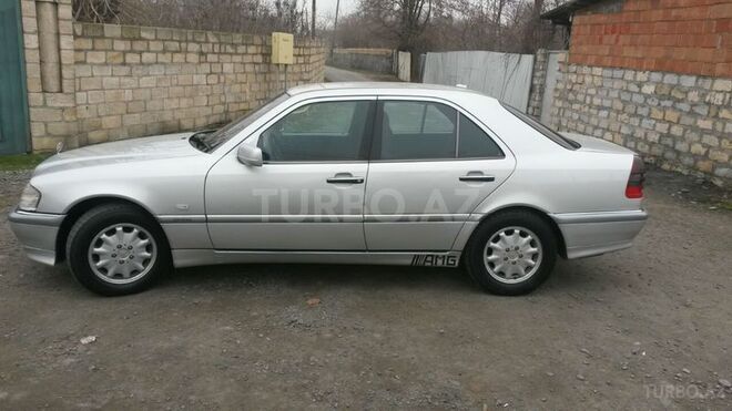 Mercedes C 240 2000, 230,244 km - 0.1 л - Zaqatala