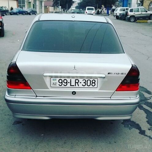 Mercedes C 240 2000, 230,244 km - 0.1 л - Zaqatala