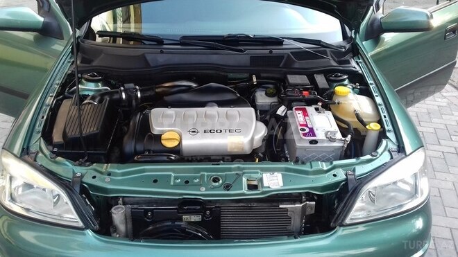 Opel Astra 1999, 182,000 km - 2.0 л - Bakı