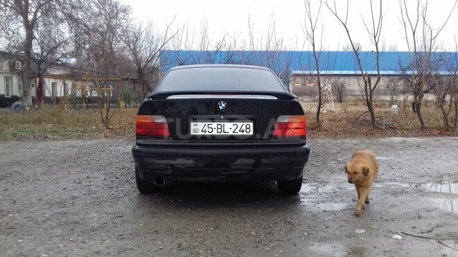 BMW 318 1994, 394,750 km - 1.8 l - Mingəçevir