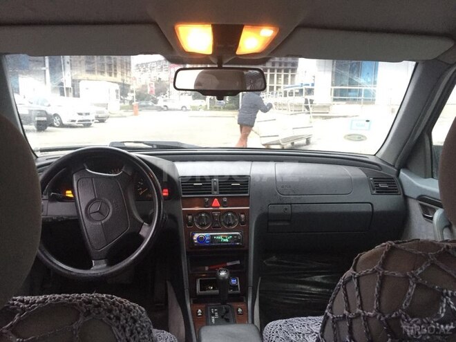 Mercedes C 180 1997, 291,526 km - 1.8 l - Bakı