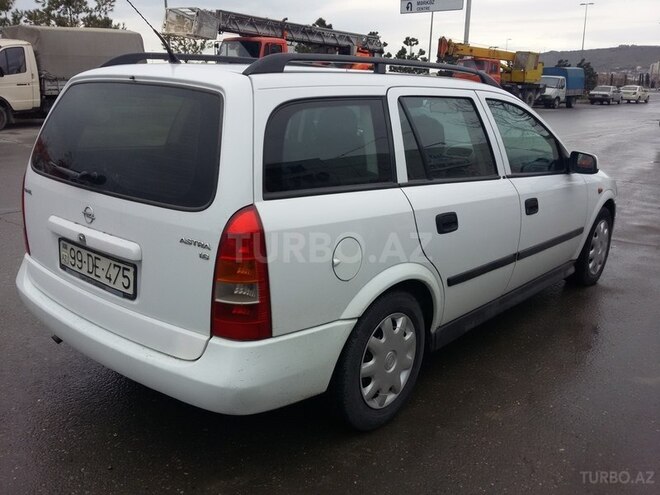 Opel Astra 1999, 295,000 km - 1.6 л - Biləsuvar
