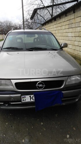 Opel Astra 1994, 328,000 km - 1.6 l - Xaçmaz