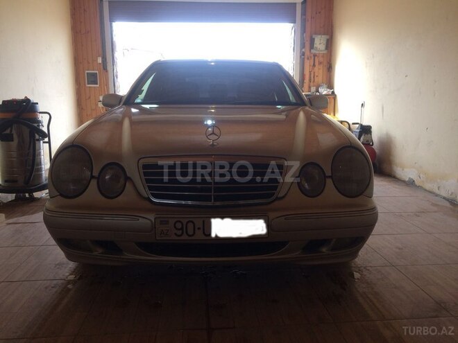 Mercedes E 270 2001, 384,000 km - 2.7 l - Bakı