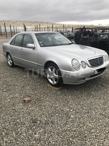 Mercedes E 260 2000, 129,916 km - 2.4 l - Gəncə