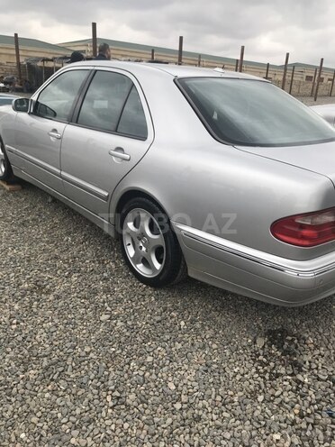 Mercedes E 260 2000, 129,916 km - 2.4 l - Gəncə