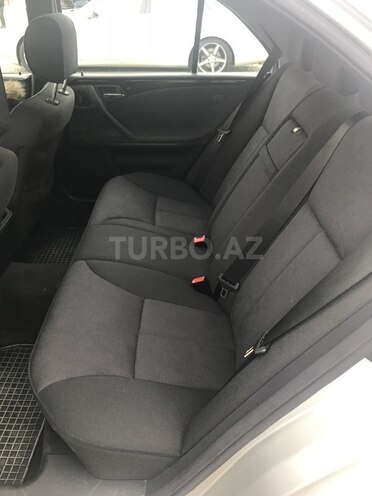 Mercedes E 260 2000, 129,916 km - 2.4 l - Gəncə