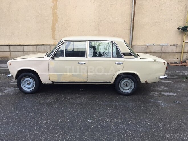 LADA (VAZ) 2101 1975, 320,000 km - 1.2 л - Bakı
