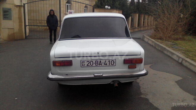 LADA (VAZ) 21011 1985, 322,000 km - 1.3 l - Naftalan